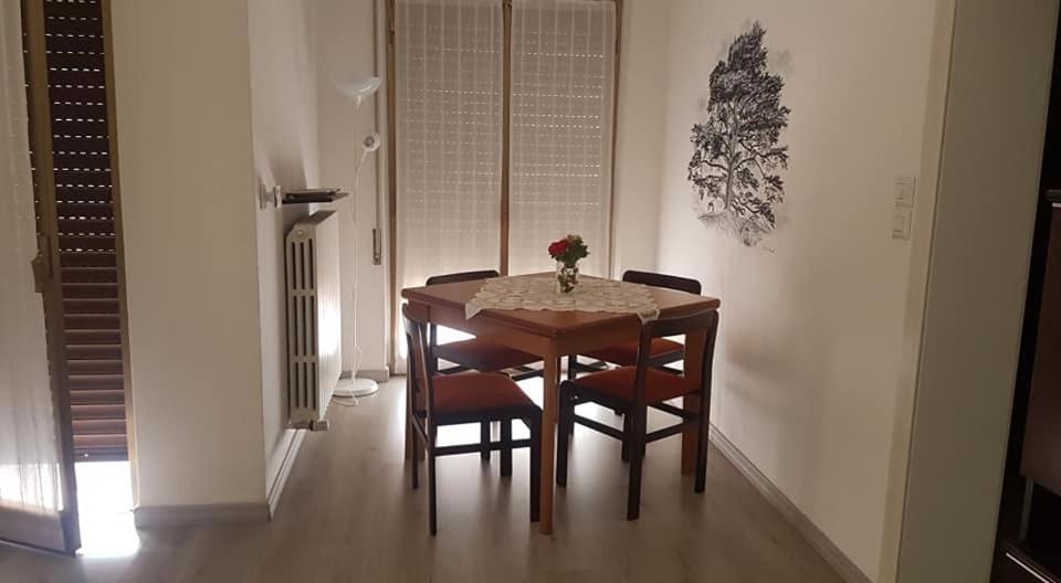 Cedarwood Bed & Breakfast Premana Eksteriør bilde